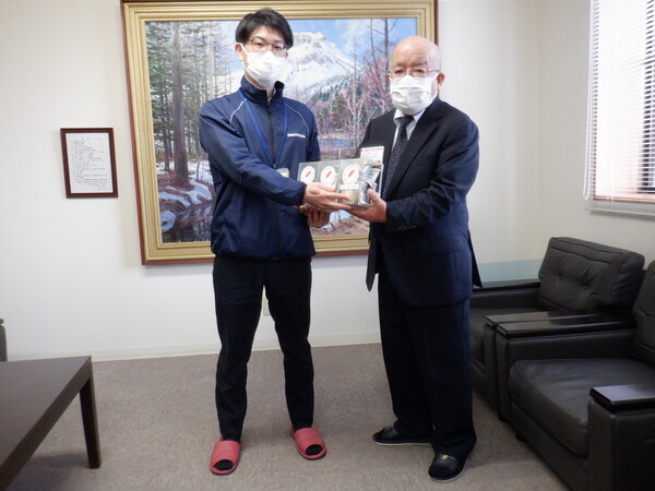 赤い羽根共同募金